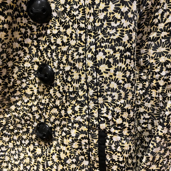 Louis Vuitton 2011 Runway Yellow Black & White Floral Print Coat Women’s Size 36 - Picture 5 of 8